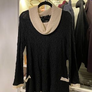 Yushi high-low tunic.